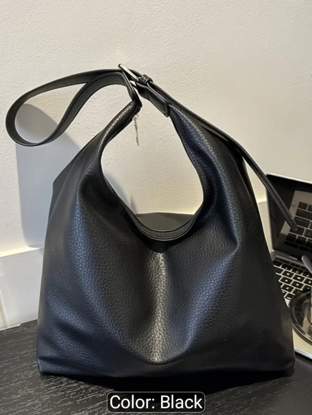 BLACK SLOUCHY BAG